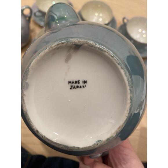 Lusterware Tea Set For 5 - Teapot, Sugar, Creamer, Cups & Saucers Japan Aqua - Picture 5 of 16